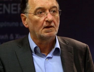 «Δεν μπορεί ο Τσίπρας να παραμένει στη θέση του μετά την πυρκαγιά» δηλώνει ο Λαφαζάνης